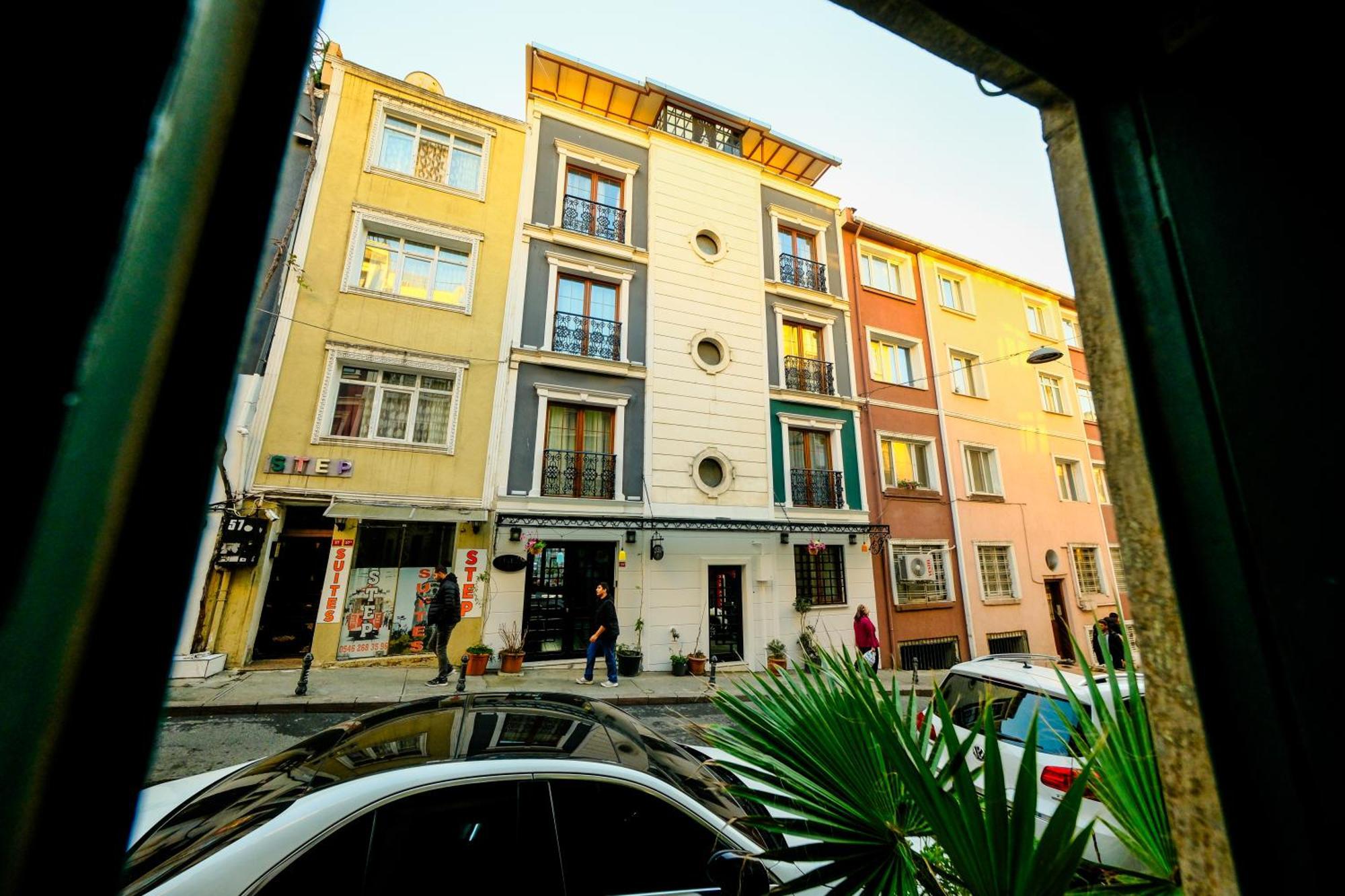 Step Suites Istanbul Exterior foto
