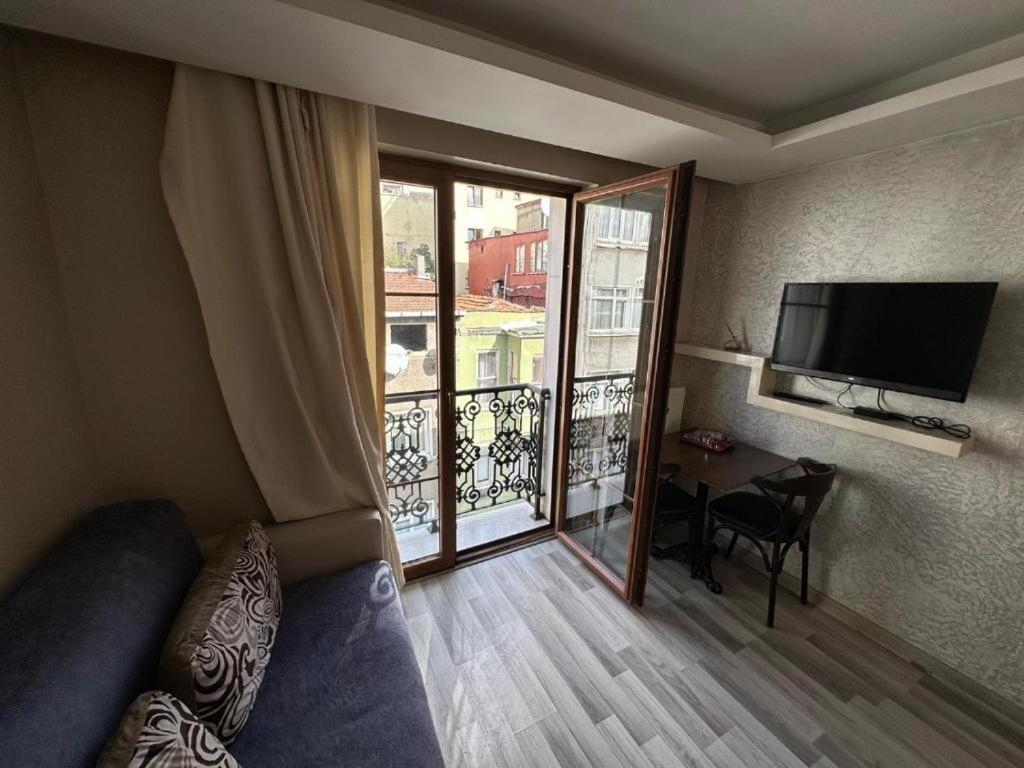 Step Suites Istanbul Exterior foto